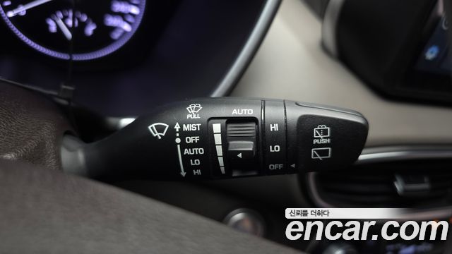 Hyundai Santafe 2019 — photo 25