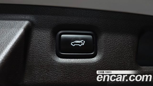 Hyundai Santafe 2019 — photo 29