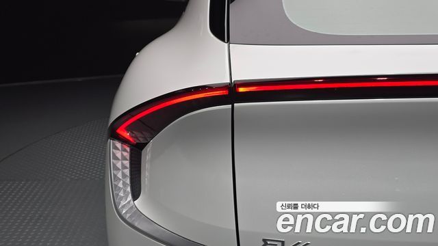 Kia EV6 2025 — photo 9
