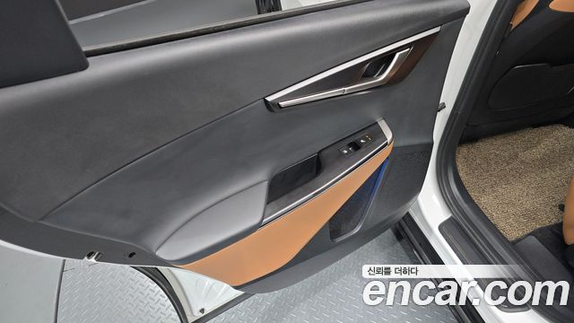 Kia EV6 2025 — photo 15