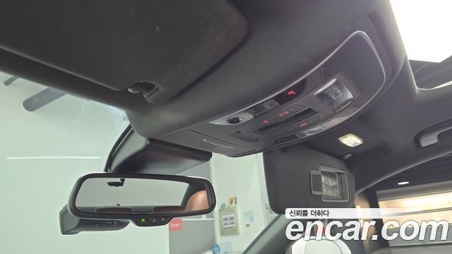 Audi A6 2018 — photo 17