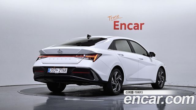 Hyundai AVANTE 2024 — photo 2