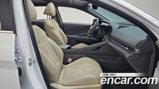 Hyundai AVANTE 2024 — photo 11