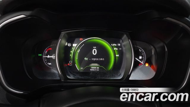 Renault Korea QM6 2025 — photo 11