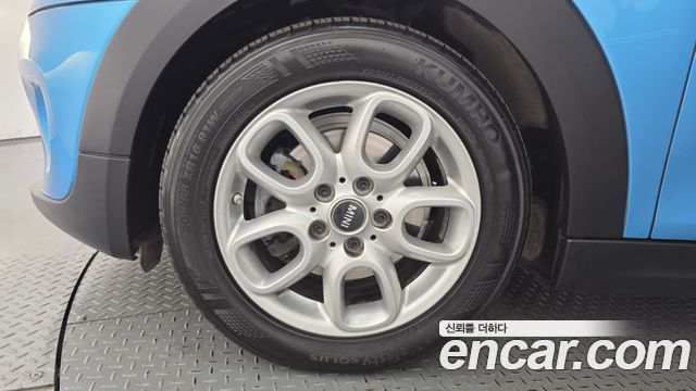 Mini Cooper 2018 — photo 5