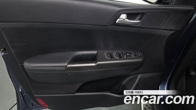 Kia Sportage 2018 — photo 14