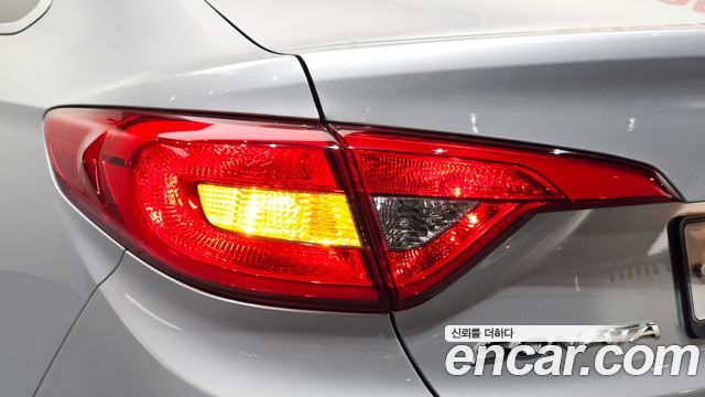 Hyundai Sonata 2015 — photo 9