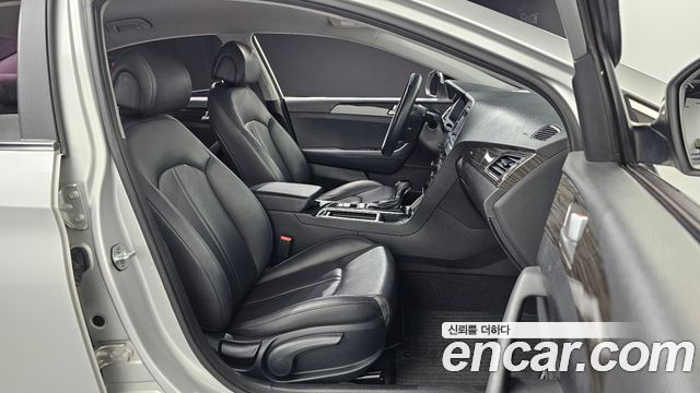 Hyundai Sonata 2015 — photo 16