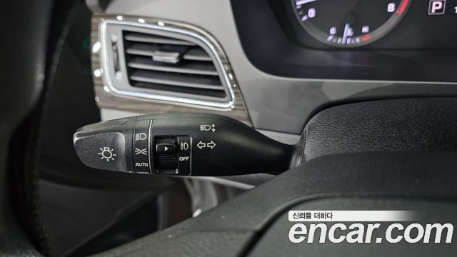 Hyundai Sonata 2015 — photo 30