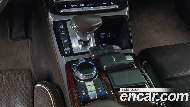 Genesis EQ900 2018 — photo 9