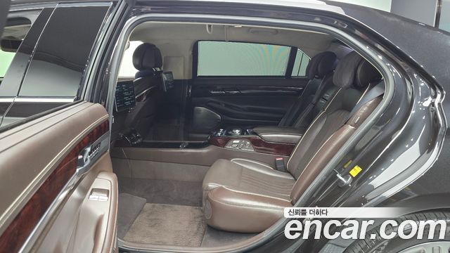 Genesis EQ900 2018 — photo 12