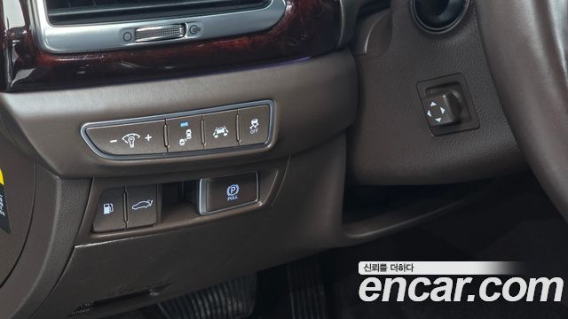 Genesis EQ900 2018 — photo 14
