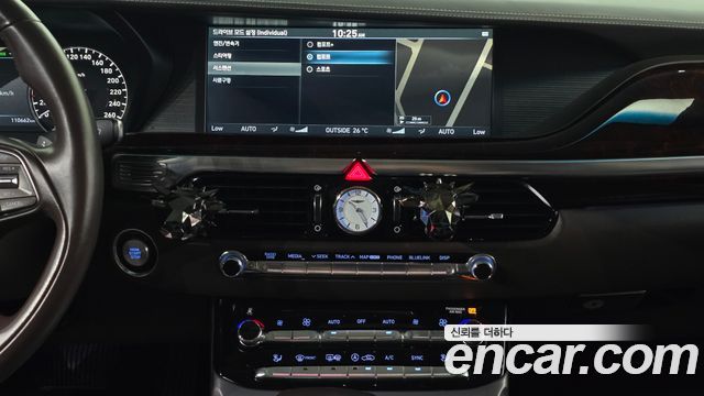 Genesis EQ900 2018 — photo 17