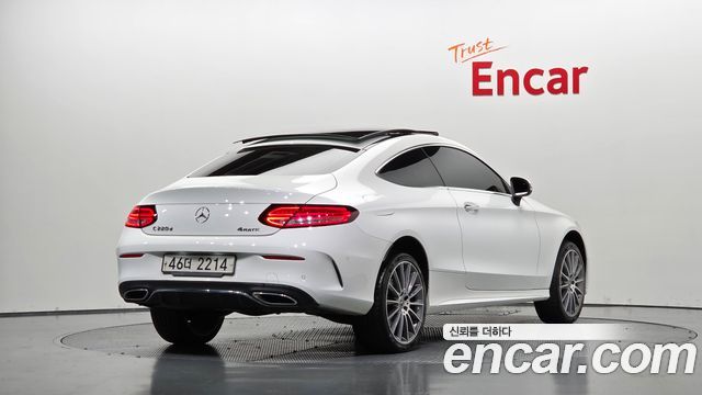 Mercedes-Benz C-Class 2019 — photo 2