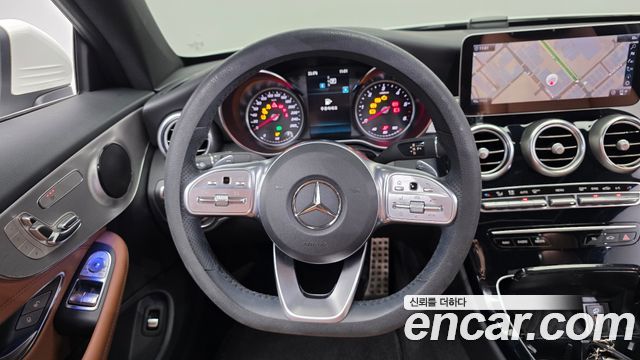 Mercedes-Benz C-Class 2019 — photo 19
