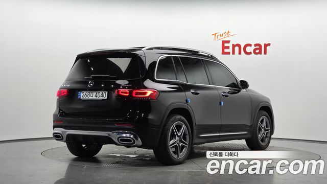 Mercedes-Benz GLB-Class 2022 — photo 2
