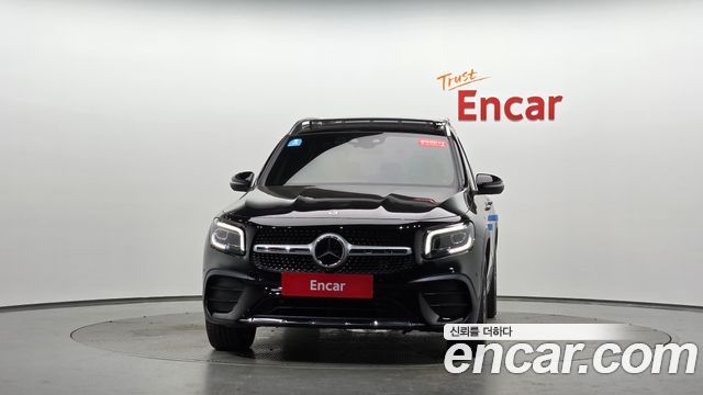 Mercedes-Benz GLB-Class 2022 — photo 3