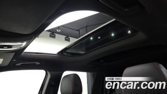 Mercedes-Benz GLB-Class 2022 — photo 23