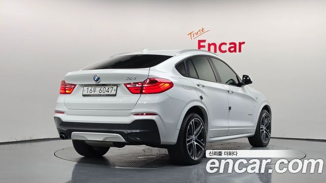 BMW X4 2018 — photo 2