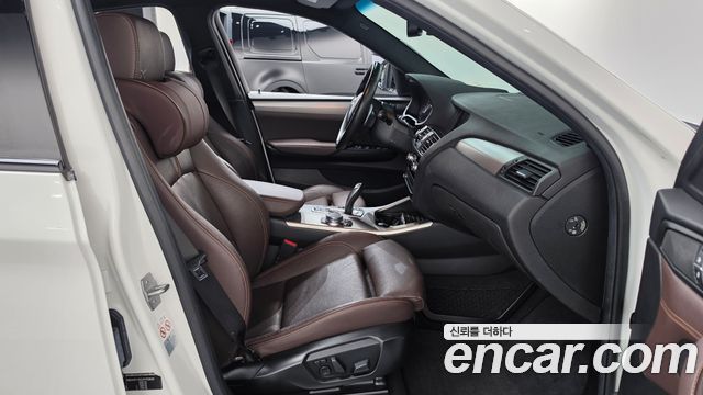 BMW X4 2018 — photo 11