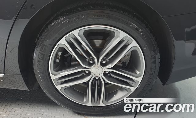 Hyundai Grandeur 2017 — photo 7