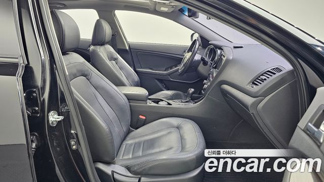 Kia K5 2013 — photo 17
