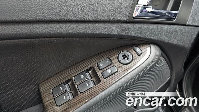 Kia K5 2013 — photo 28