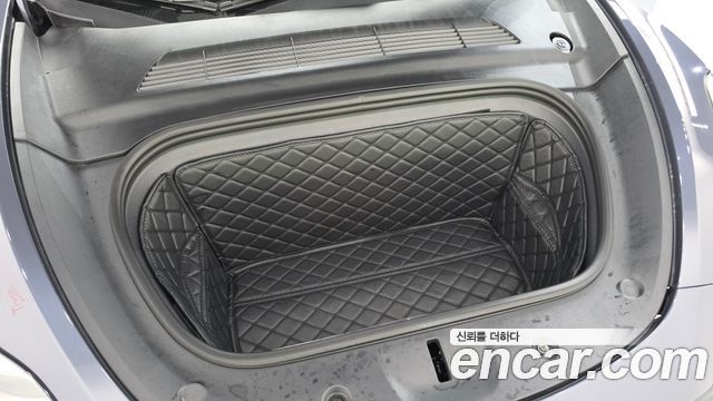 Tesla Model Y 2023 — photo 6