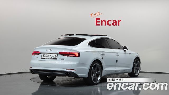 Audi A5 2019 — photo 2
