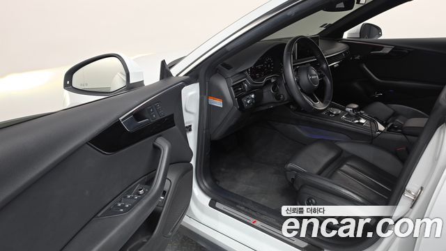 Audi A5 2019 — photo 13