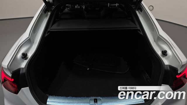 Audi A5 2019 — photo 26
