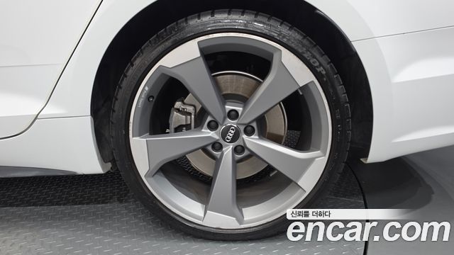 Audi A5 2019 — photo 7