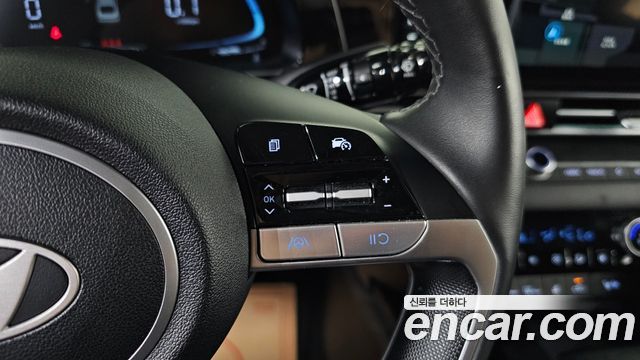 Hyundai AVANTE 2025 — photo 22