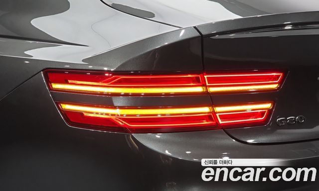 Genesis G80 2025 — photo 9