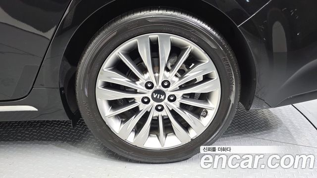 Kia K5 2019 — photo 5