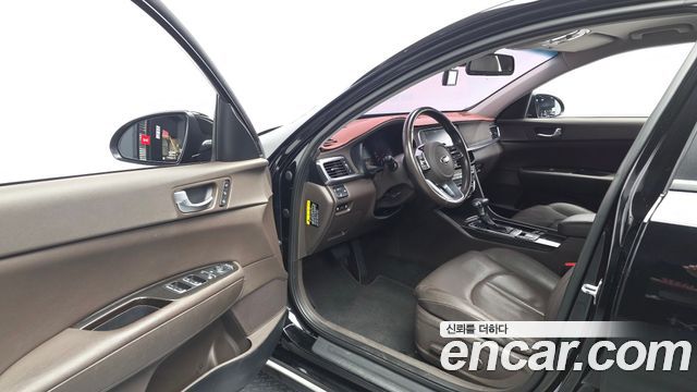 Kia K5 2019 — photo 13