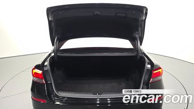 Kia K5 2019 — photo 26
