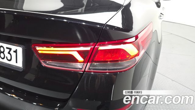 Kia K5 2019 — photo 9