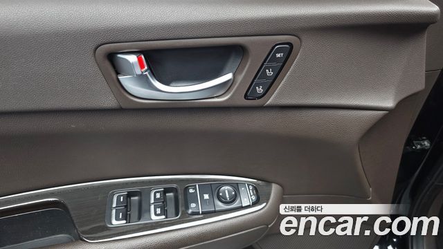 Kia K5 2019 — photo 29