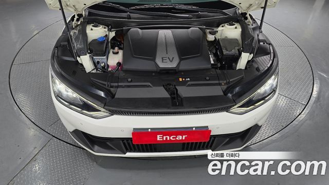 Kia EV6 2023 — photo 6