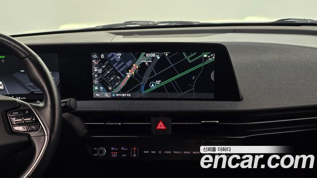 Kia EV6 2023 — photo 18