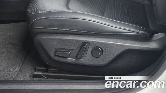 Kia EV6 2023 — photo 19
