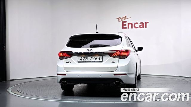 Hyundai i40 2012 — photo 4