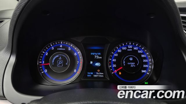 Hyundai i40 2012 — photo 8