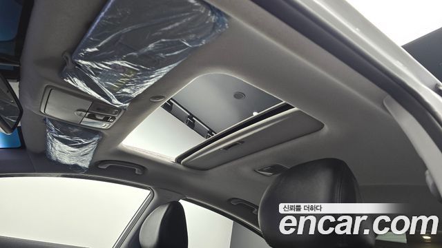 Hyundai AVANTE 2016 — photo 26