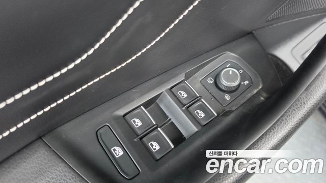 Volkswagen Passat 2022 — photo 30