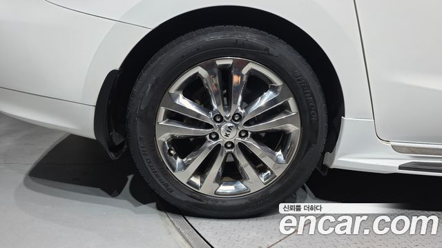 Kia Canival 2016 — photo 5