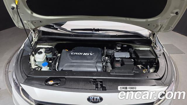 Kia Canival 2016 — photo 6