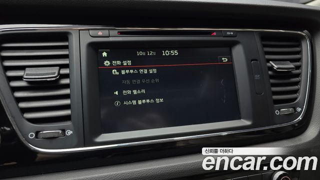 Kia Canival 2016 — photo 21