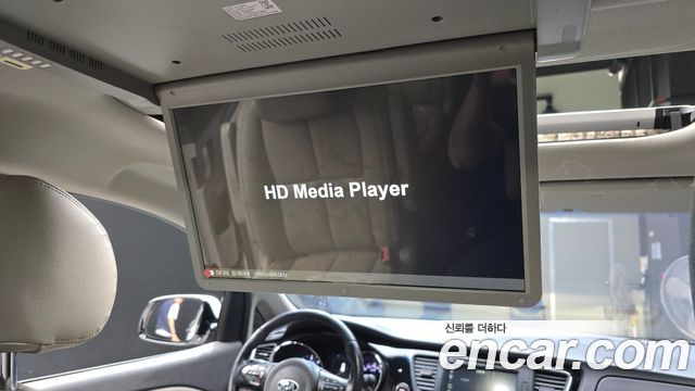 Kia Canival 2016 — photo 30